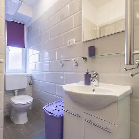 Grace Apartment *