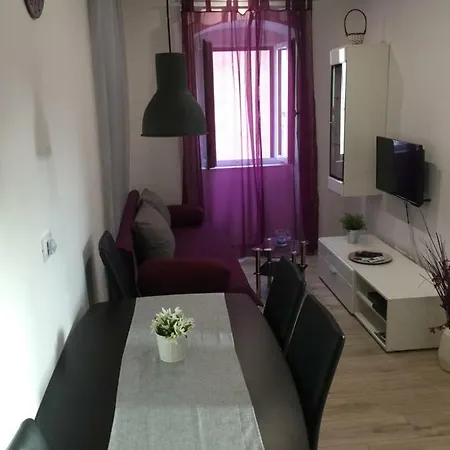 Grace Apartment *